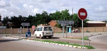 Le Carrefour de Koupéla vu de la RN 16